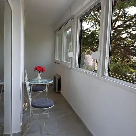 Apartment Parkside Oasis